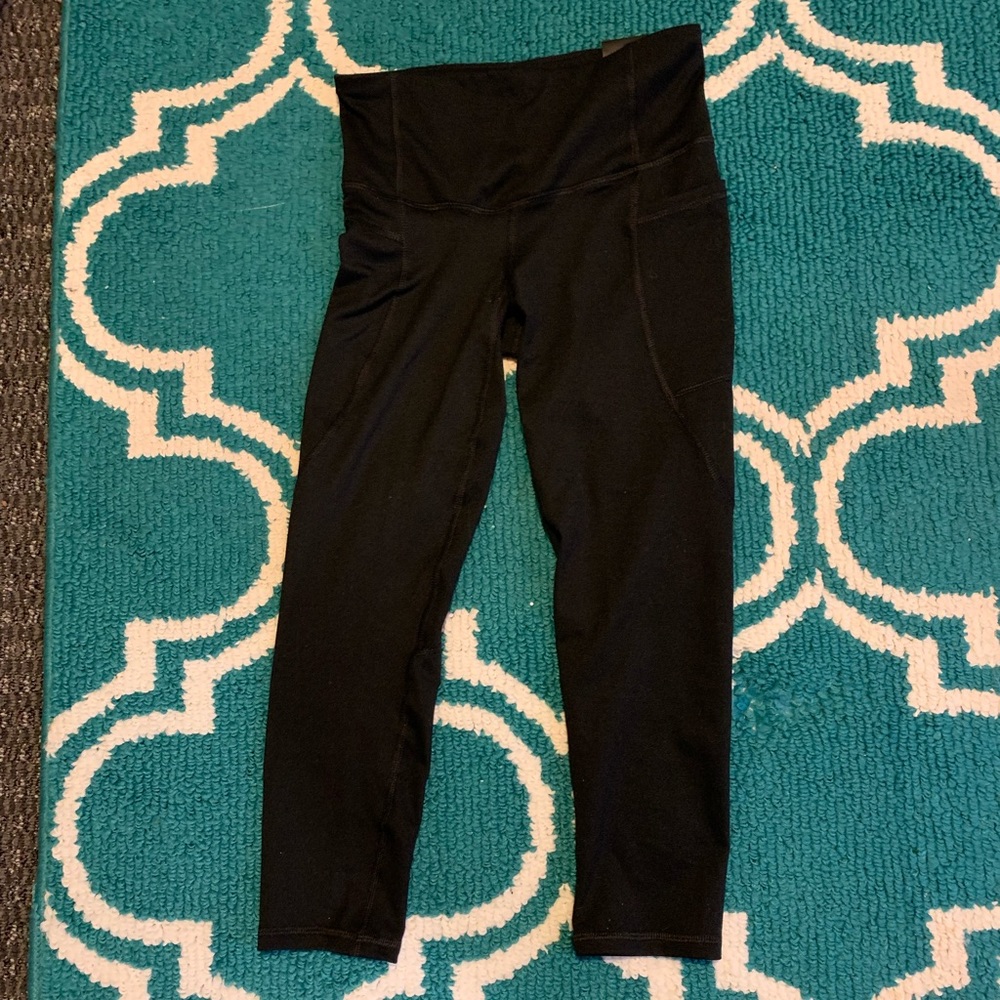 NWT C9 Champion Capris with pocket